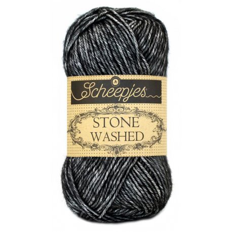 Stone Washed. Pendikte 3-3,5 mm. Kleur 803. Black Onyx. Scheepjeswol.