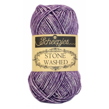 Stone Washed. Pendikte 3-3,5 mm. Kleur 811. Deep Amethyst. Scheepjeswol.