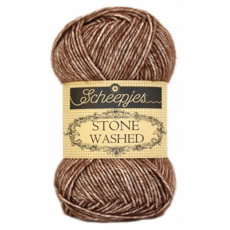 Stone Washed. Pendikte 3-3,5 mm. Kleur 822. Brown Agate.  Scheepjeswol.