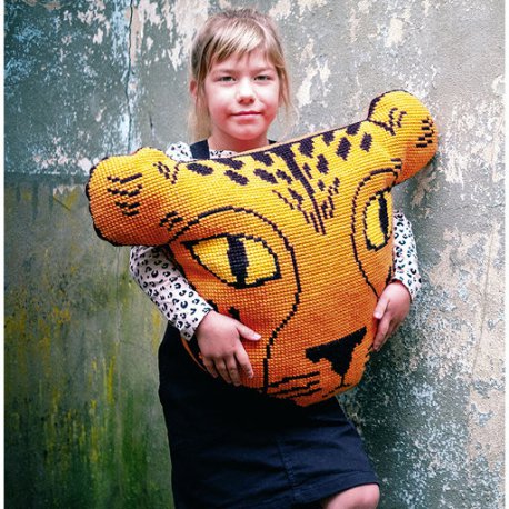 KRUISSTEEKVORMKUSSEN KIT MET RUG EVA M CHEETAH  PN-0197160
