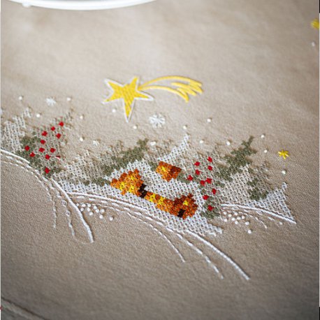 TAFELKLEED KIT WINTERLANDSCHAP MET STER  PN-0179557