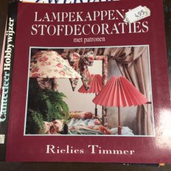 Boekje Lampekappen en Stofdecoraties met Patronen