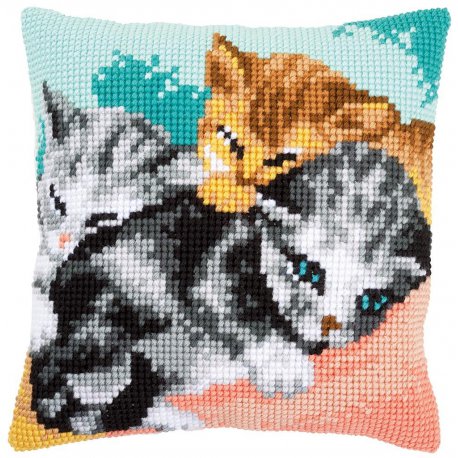 KRUISSTEEKKUSSEN KIT SNOEZELIGE KITTENS