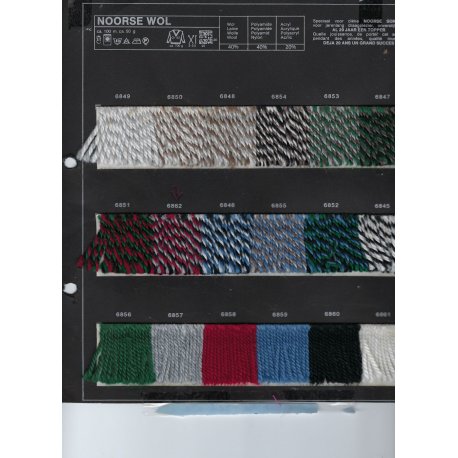 Noorse Sokkenwol. Pendikte 3-4 mm. Kleur 6849. Scheepjeswol.